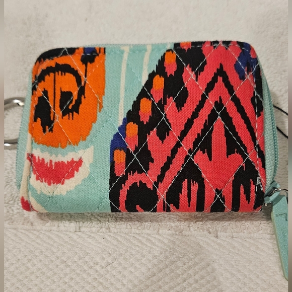 VERA BRADLEY PETITE ZIP AROUND WALLET - Picture 2 of 4